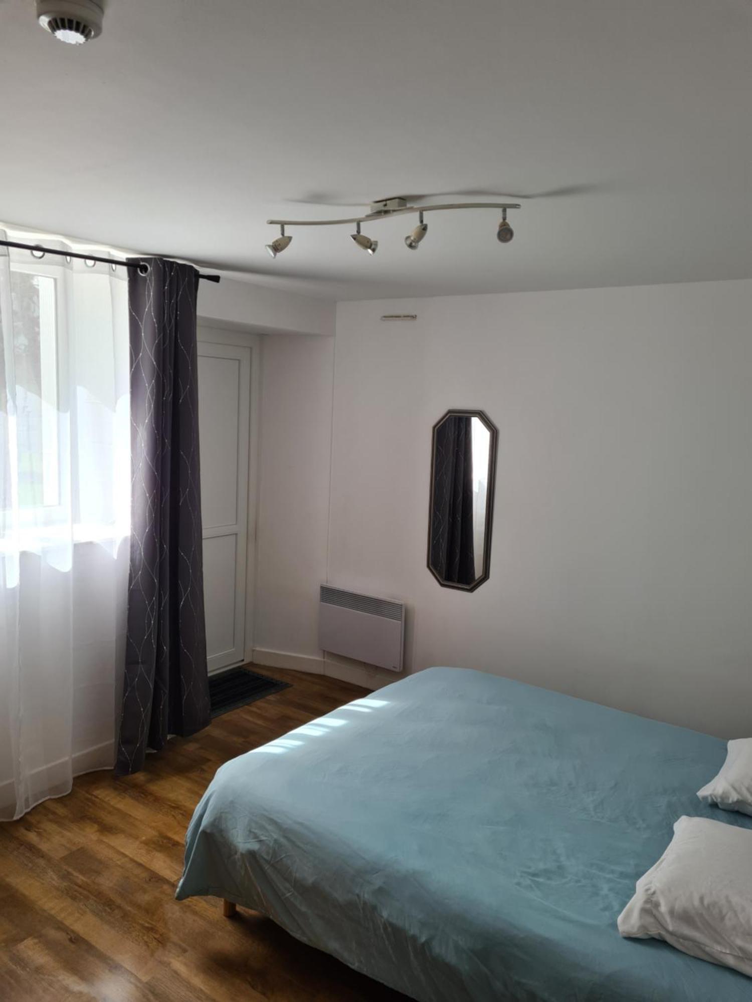 Hotel Saint Julien Aux Bois Eksteriør billede